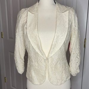 Candie’s Ivory Lace Blazer NWT